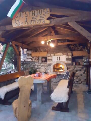 Фотографии Дома для отпуска Guest House KISS г. Огняново (Болгария) №2 Фото Дома для отпуска Guest House KISS г. Огняново 2