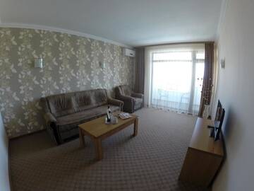 Фото номера Стандартный люкс с балконом Отель Hotel Paradise г. Огняново 8
