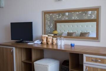 Фото номера Суперлюкс с балконом Отель Hotel Paradise г. Огняново 8