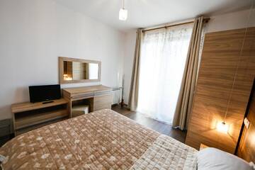 Фото номера Двухместный номер с 1 кроватью и балконом Гостевой дом Twin House г. Огняново 4