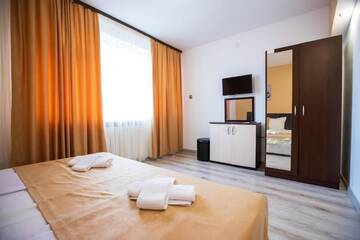 Фото номера Семейный номер с террасой Гостевой дом Guest House Holiday г. Огняново 6